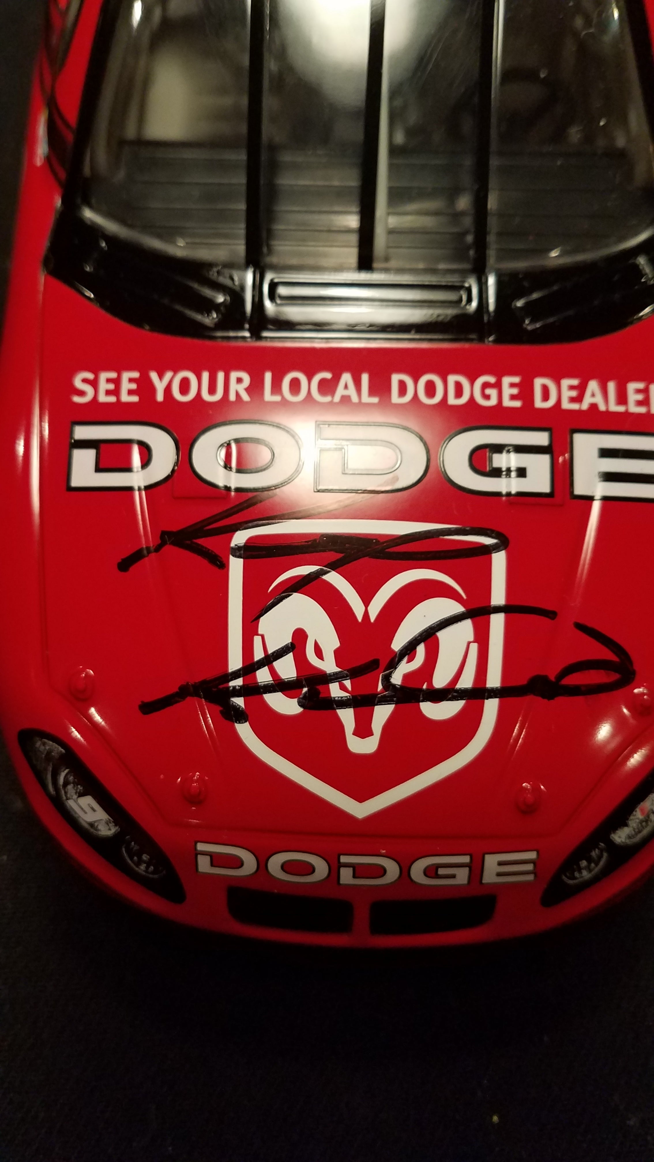 Autographed Kasey Kahne Dodge Raybestos Rookie of the Year 1:24 Diecast