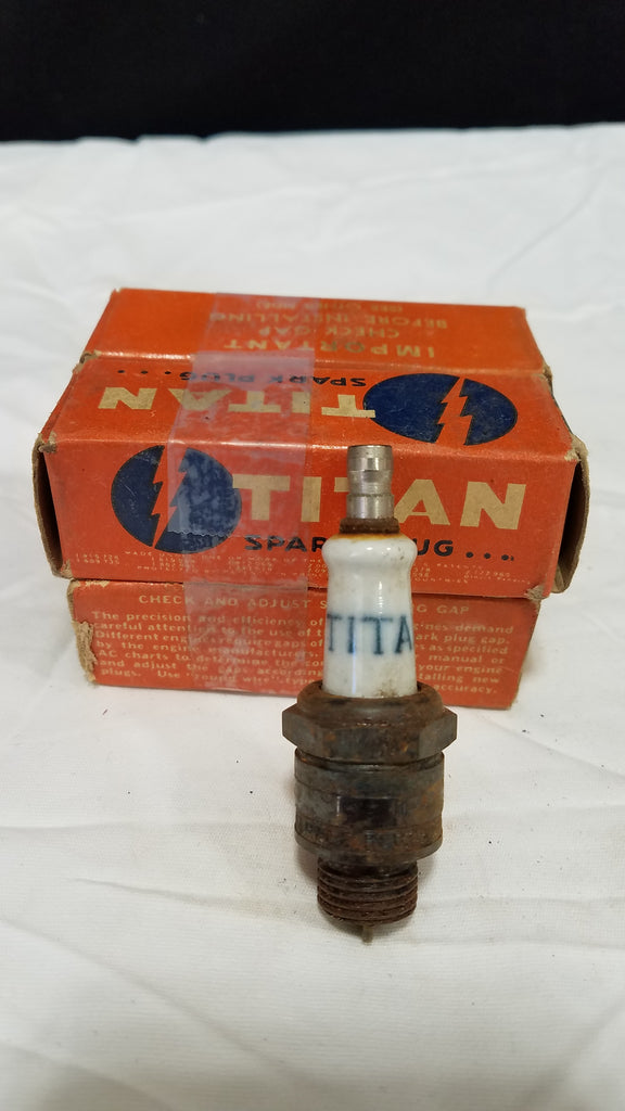 Rare Vintage 4 Titan No. 3 Spark Plugs in Original Boxes