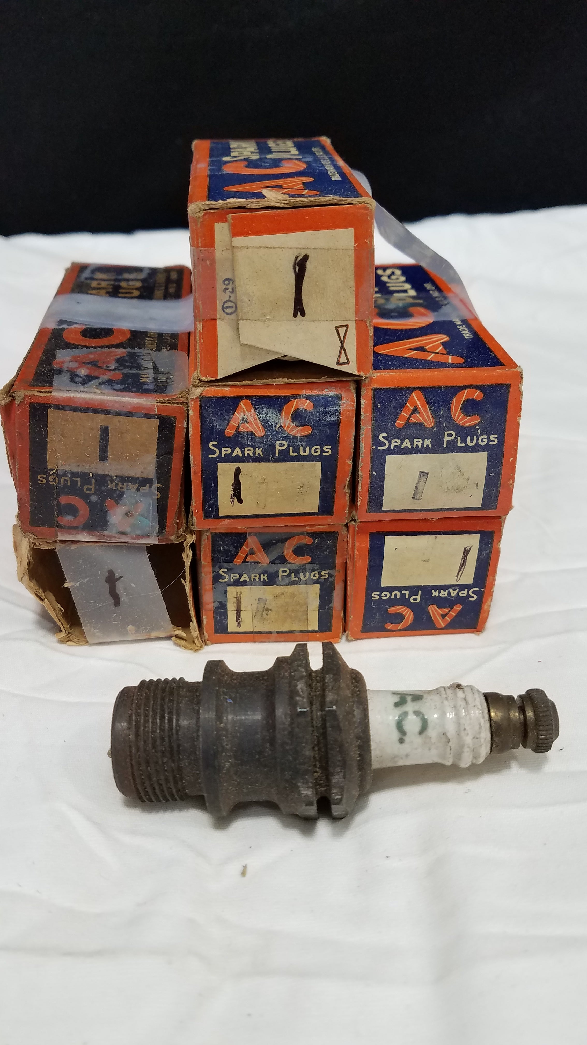 Rare Vintage 7 AC No. 1 Spark Plugs in Original Boxes