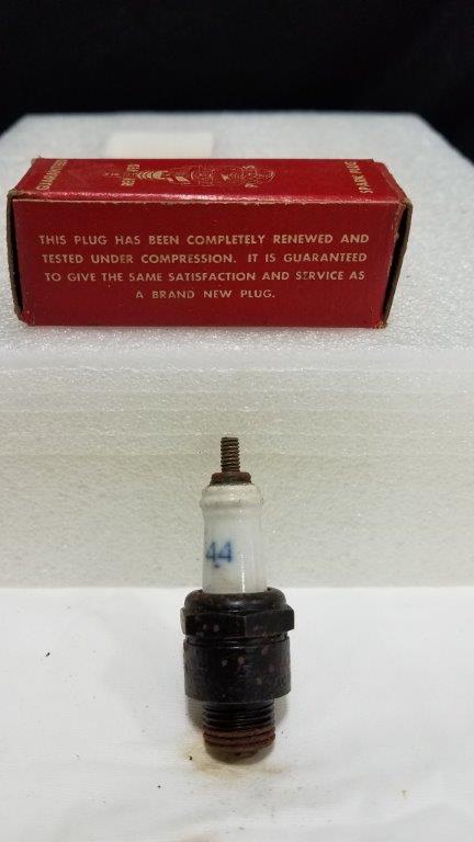 Rare Vintage AC 44 Spark Plug in Renewed by Bilt-Rite Process Box