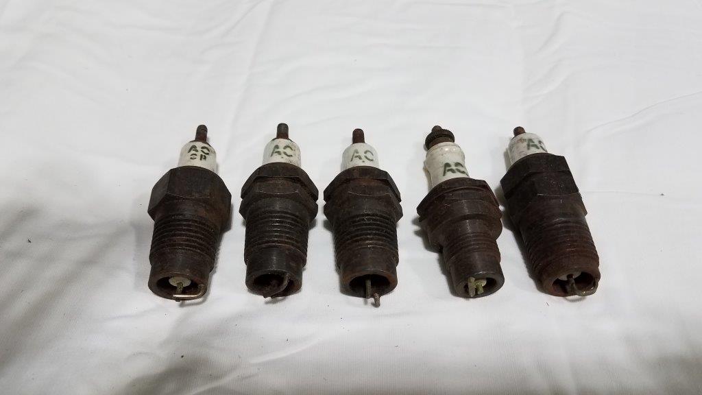 Rare Vintage 5 AC 26 Spark Plugs
