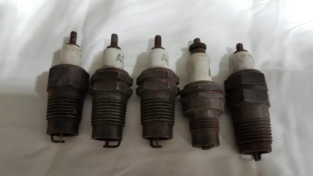 Rare Vintage 5 AC 26 Spark Plugs