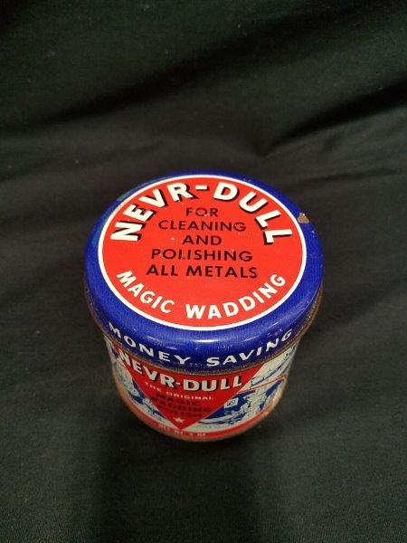 Nevr-Dull Vintage 5 oz Metal Wadding Polish Can