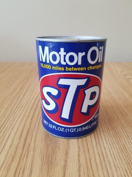 STP Full Quart Motor Oil Can