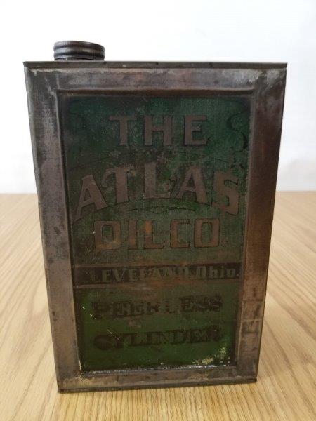 Atlas Oil Co. Peerless Cylinder 1 Gallon Square Motor Oil Can