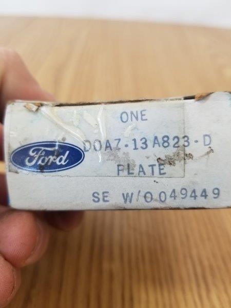 Ford Genuine Part d0az-13a823-d Horn Switch Brush Plate 70-79 Mustang Torino NOS