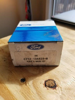 Ford Genuine Part C7TZ-13A823-B Truck Horn Plate and Brush Assembly 1967-1972