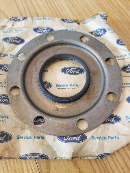 Ford OEM Part B6T-1181-A Truck Rear Axle Oil Seal
